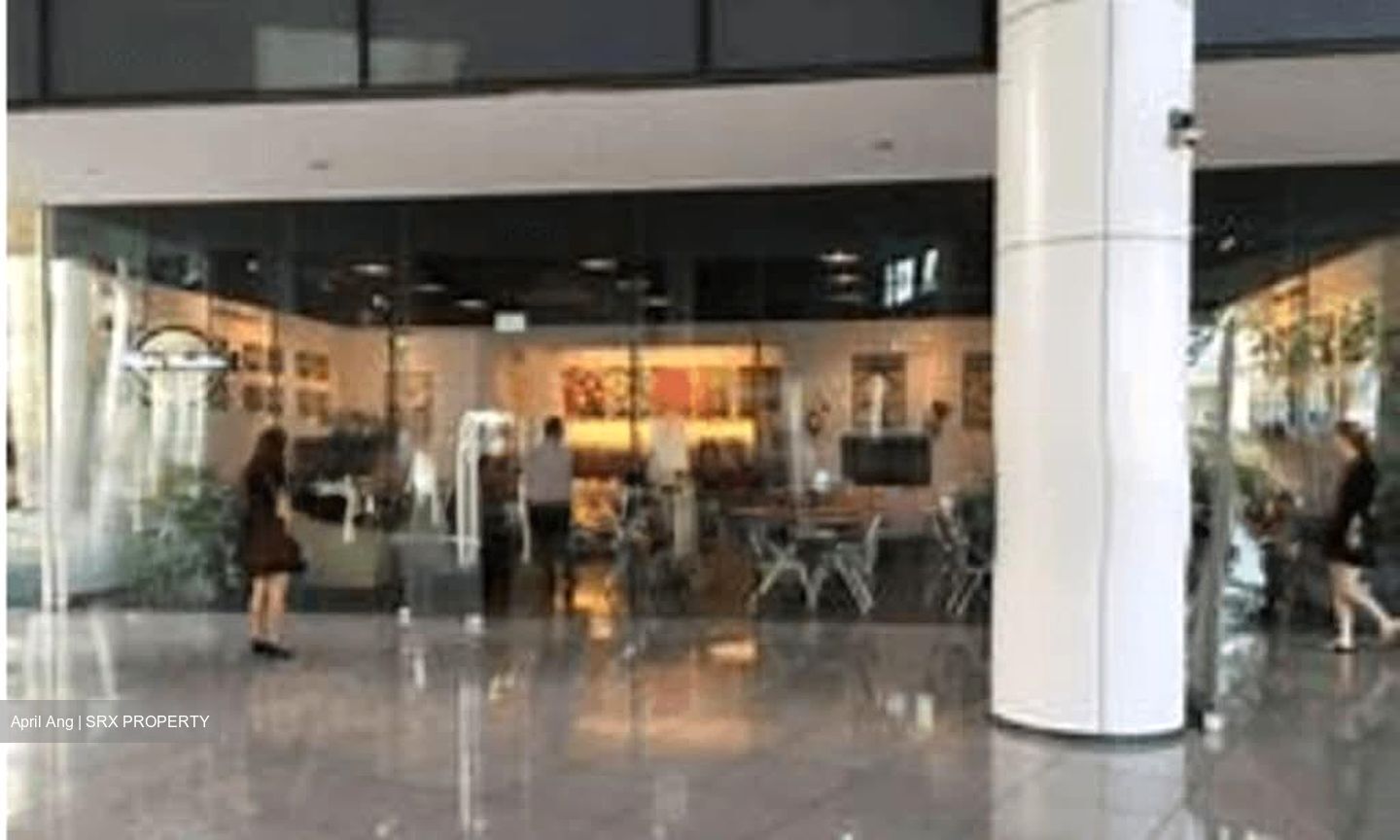 Tampines Grande (D18), Retail #581734751